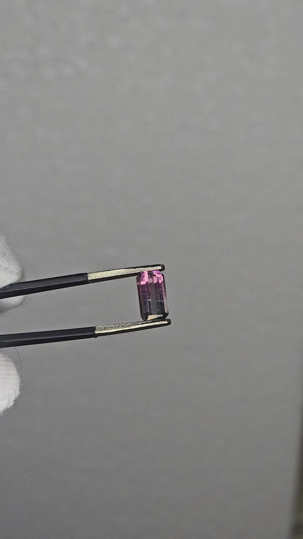 1.8 ct Natural Tri-Colored Tourmaline