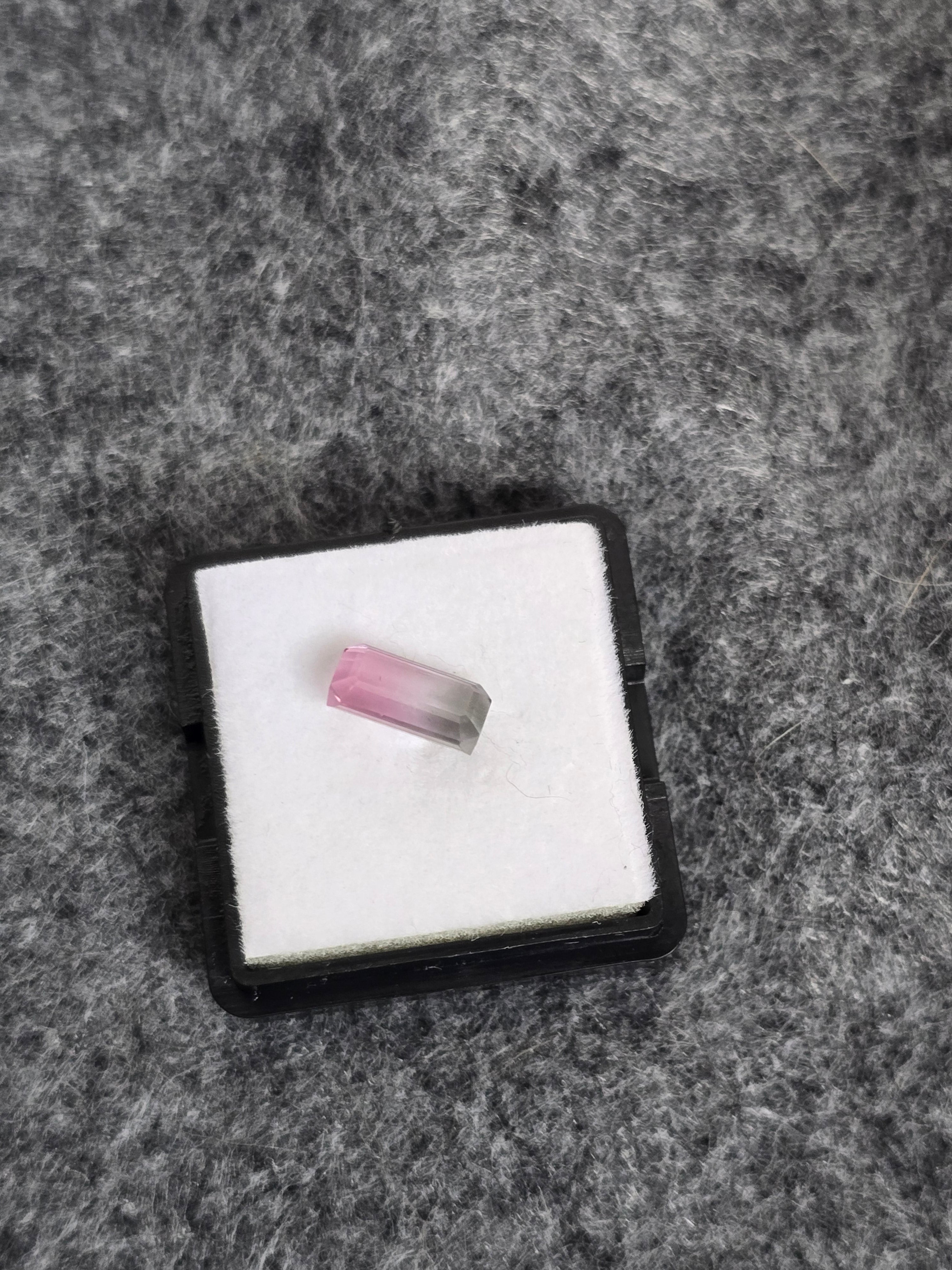 1.8 ct Natural Tri-Colored Tourmaline